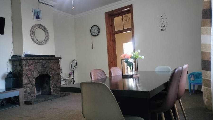 4 Bedroom Property for Sale in Ladybrand Free State